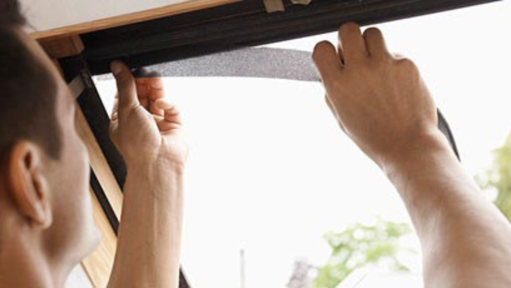 Réparation fenêtre de toit & Maintenance VELUX Système & Revitrage Velux
